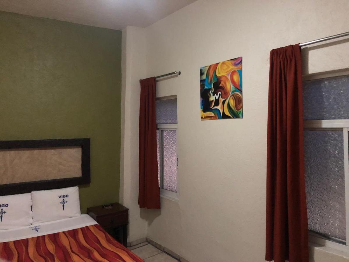 Hotel Vigo Guadalajara Zewnętrze zdjęcie